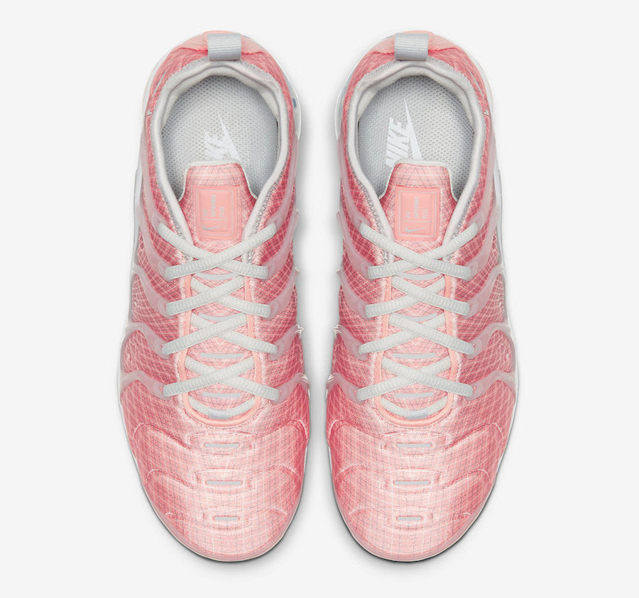 Nike Air VaporMax Plus Bleached Coral