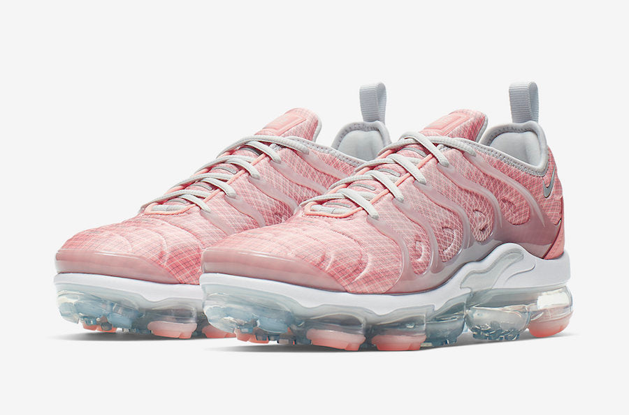 Nike Air VaporMax Plus Bleached Coral