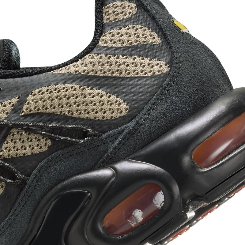Nike Air Max Plus Utility Tan / Black